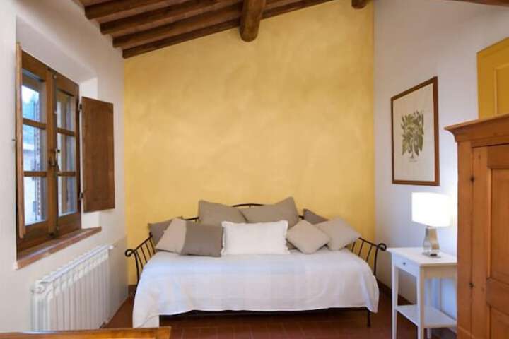Room 10 of 160