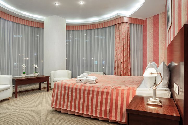 Room 20 of 74