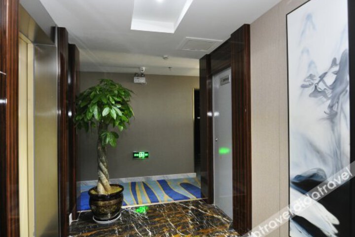 Yun Shang Si Ji Hotel