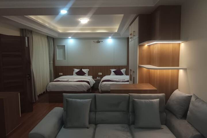Room 27 of 63