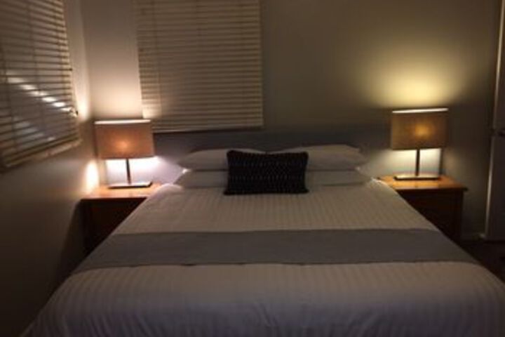 Room 2 of 4