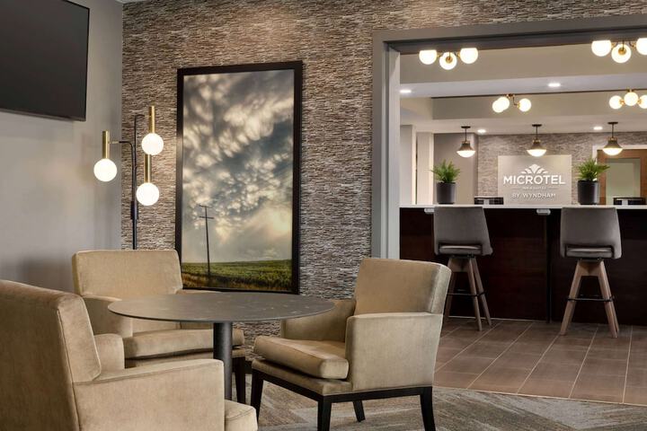 Breakfast/Coffee Service 31 of 38