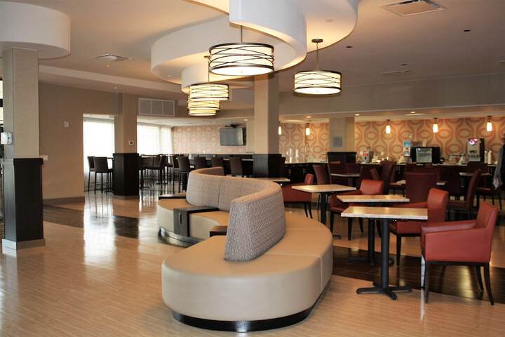 Best Western Premier NYC Gateway Hotel North Bergen | Bookonline.com
