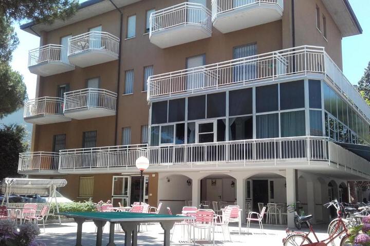 Hotel Toschi