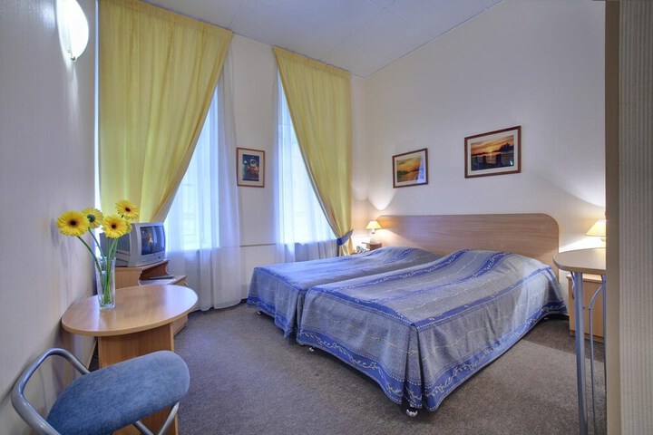 Room 20 of 34