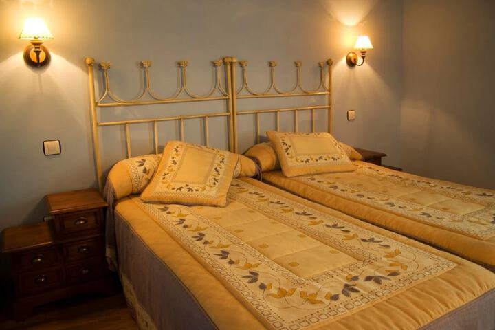 Room 6 of 49