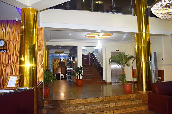 Hotel 4 of 67