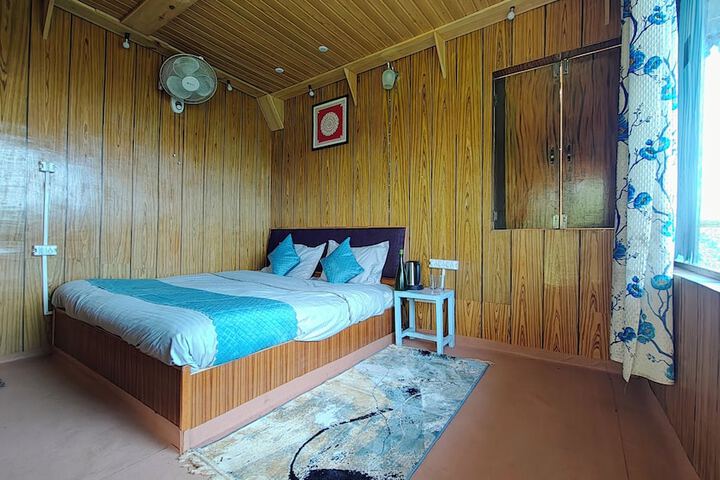 Room 18 of 78