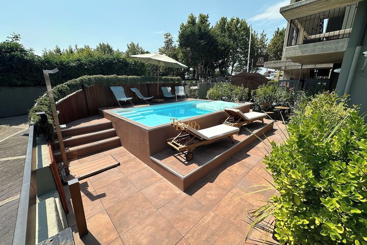 Hotel 97 of 97