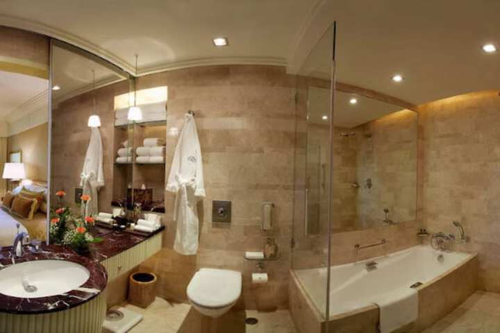 Room 47 of 87
