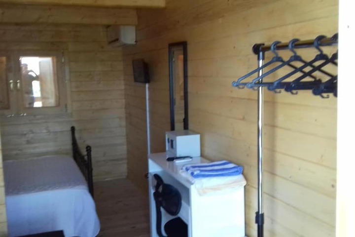 Room 10 of 49