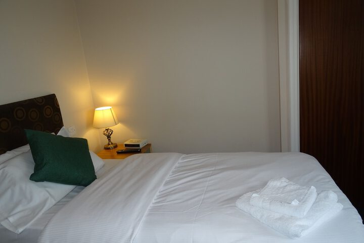 Room 11 of 52