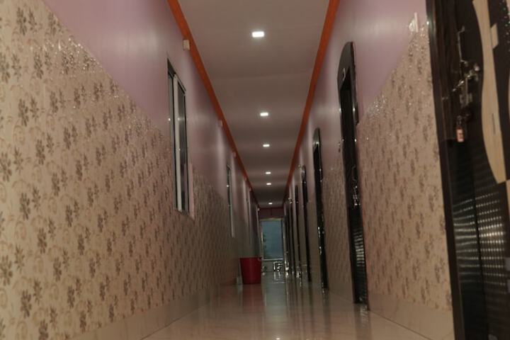Room 69 of 94