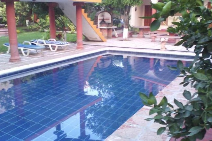 Pool 23 of 26