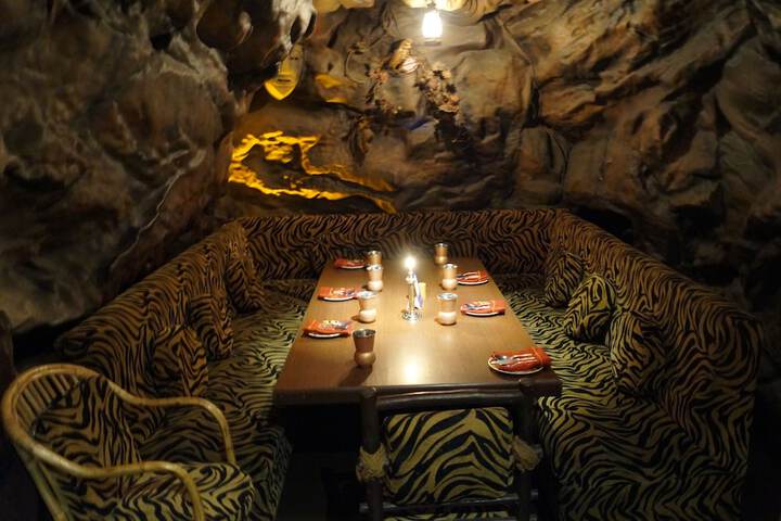 Dining 59 of 76