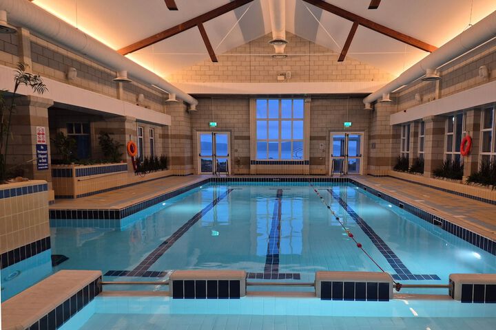 Pool 51 of 99