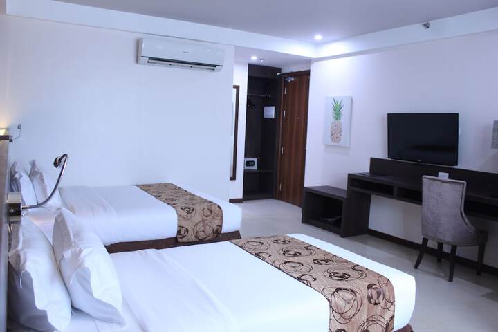 Room 11 of 63
