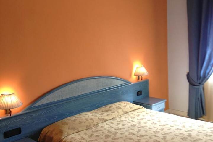 Room 8 of 39