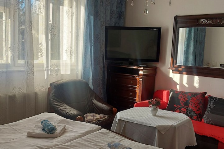 Room 12 of 88