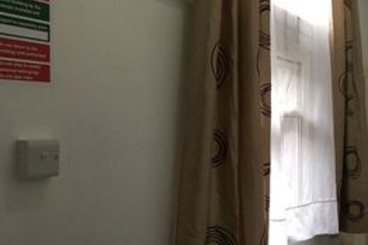 Room 26 of 42