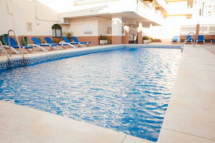 Pool 23 of 44