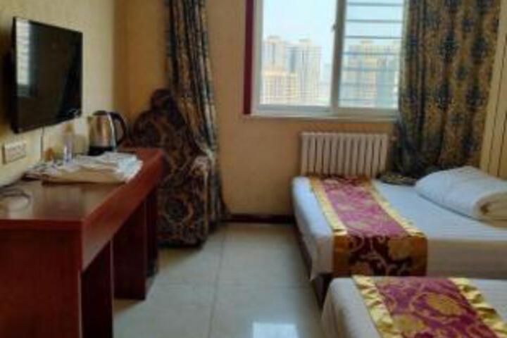 Room 9 of 9