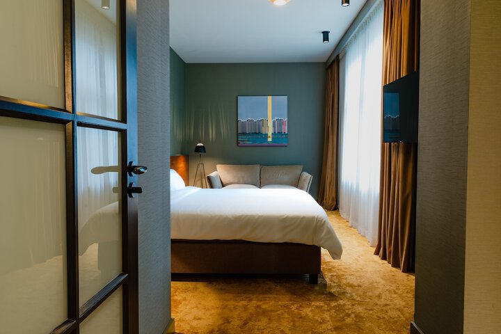 Room 32 of 264