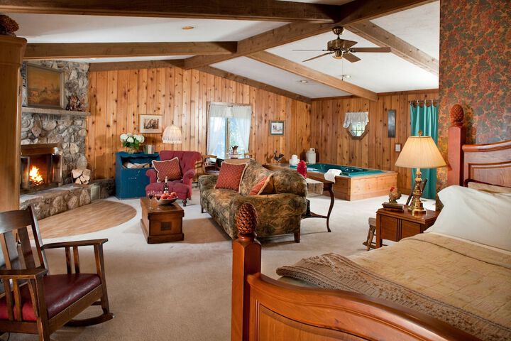 Room 14 of 52