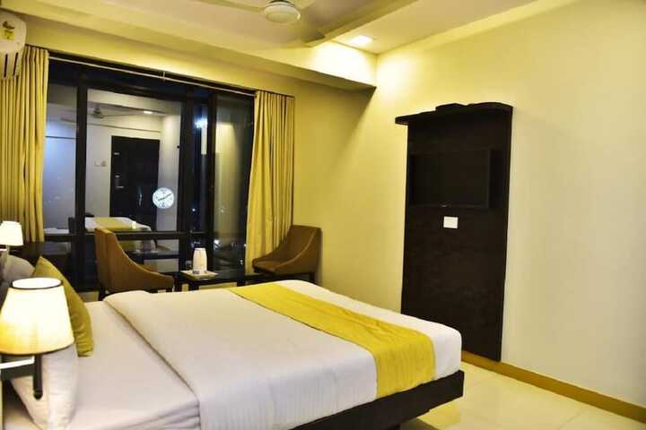 Room 7 of 39