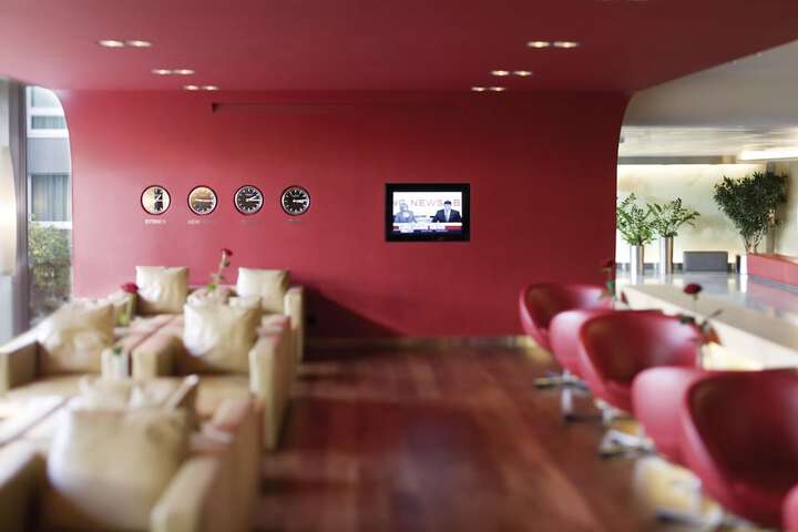 Guest Lobby