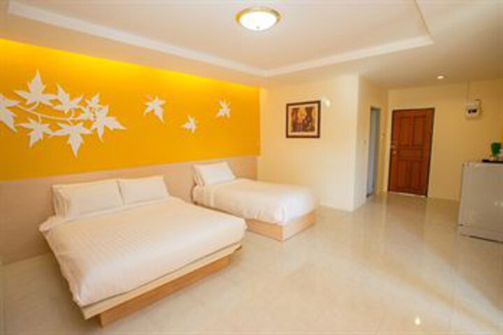 Room 14 of 34