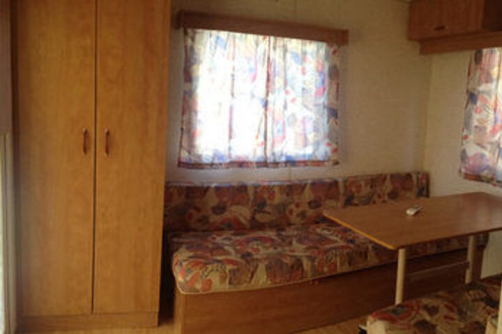 Room 11 of 20