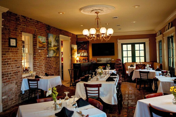 Dining 100 of 153