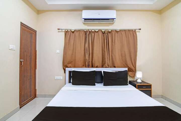 Room 19 of 28
