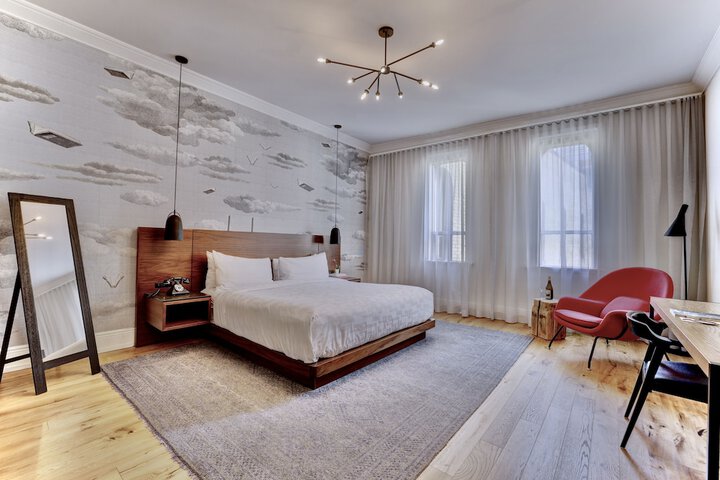 Room 22 of 83