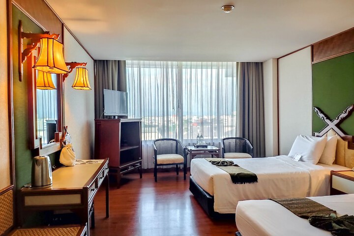 Room 14 of 52
