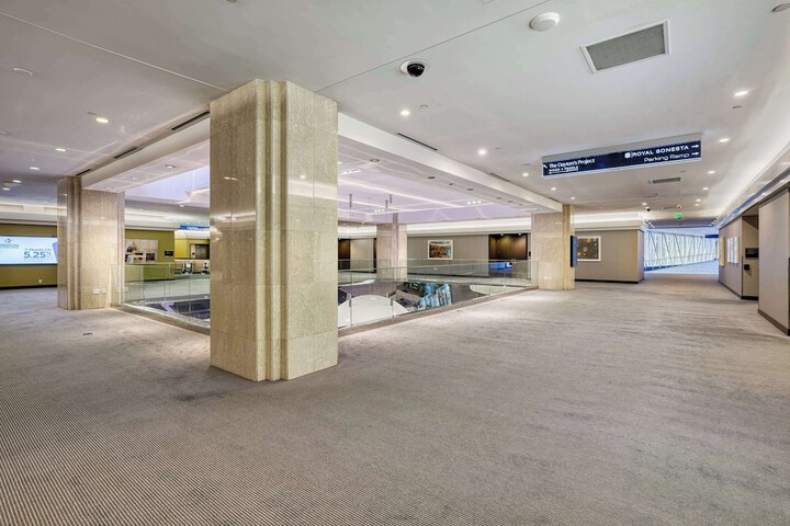 Meeting facility