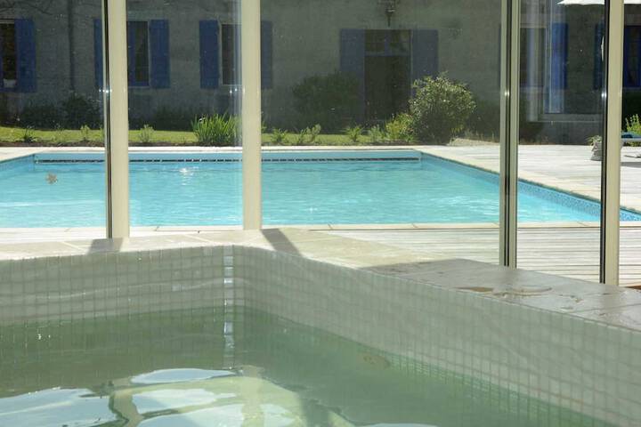 Hotel with Pool