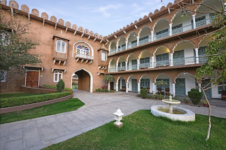 Hotel Exterior 114 of 114