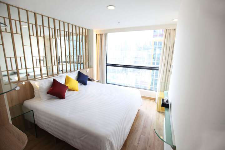 Room 5 of 37