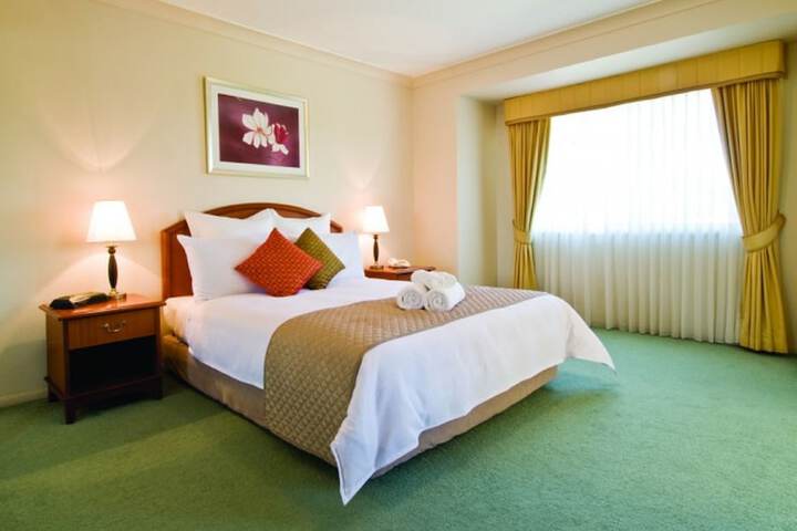Room 3 of 17