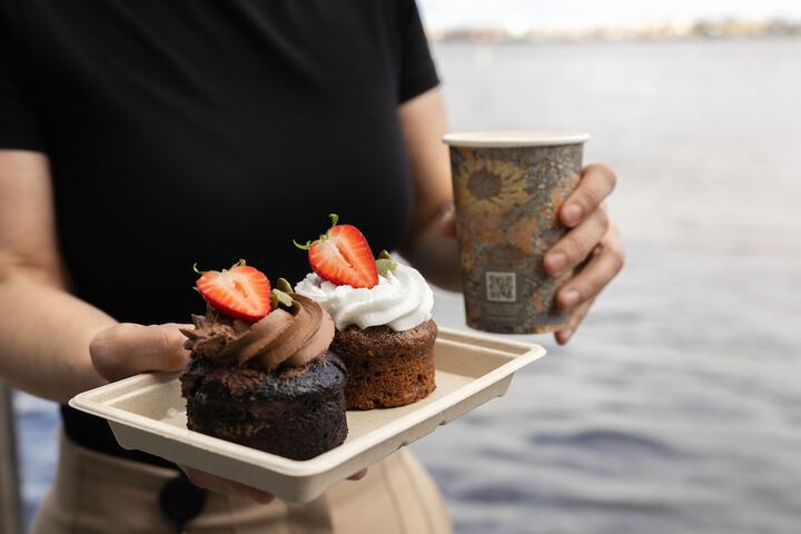 Breakfast/Coffee Service 86 of 142