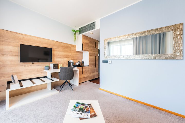 Room 32 of 113