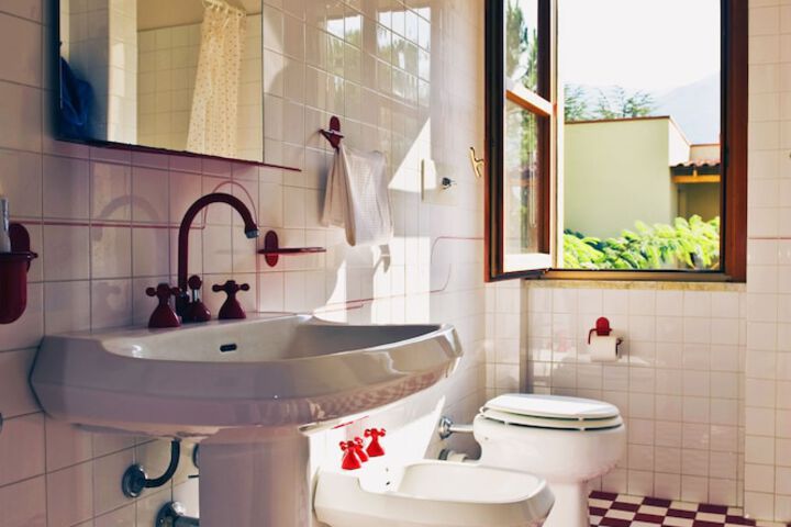 Bathroom Interior Photo
