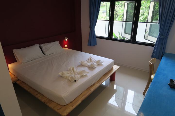 Room 9 of 29