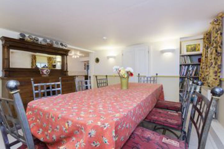 Room 35 of 54