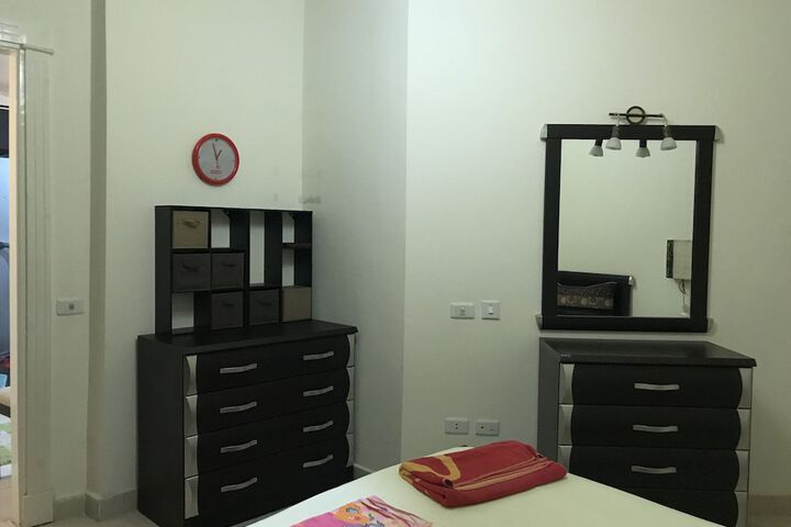 Room 10 of 126
