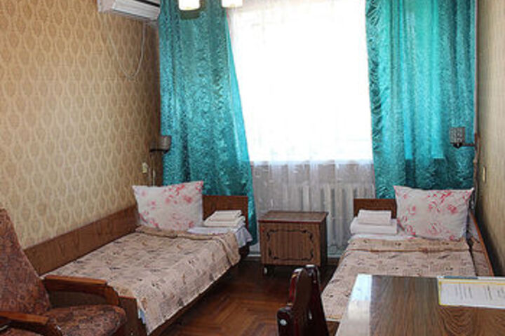 Room 30 of 68