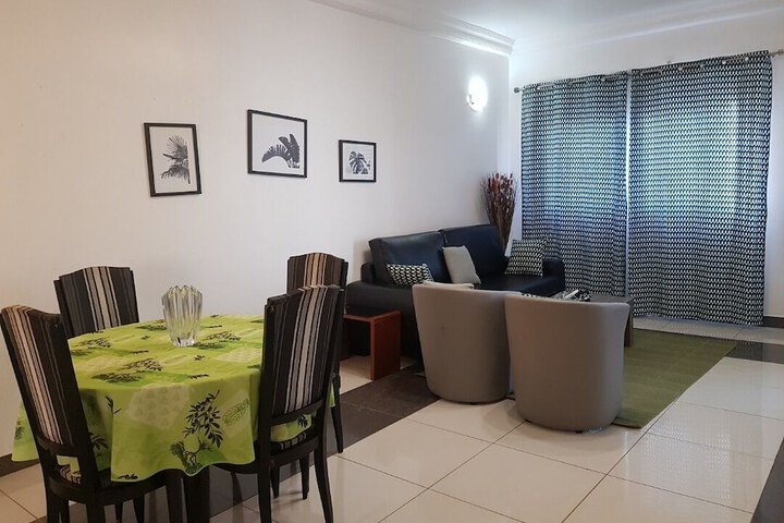 Room 9 of 16