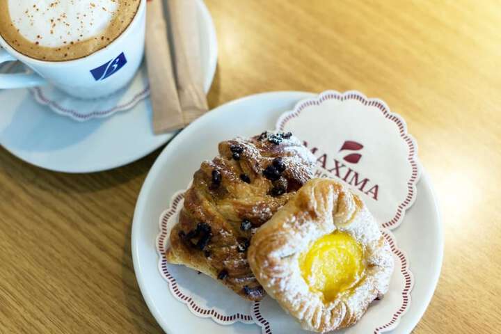 Breakfast/Coffee Service 134 of 154